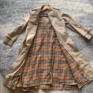 Burberry All season trench coat 1990s vintage